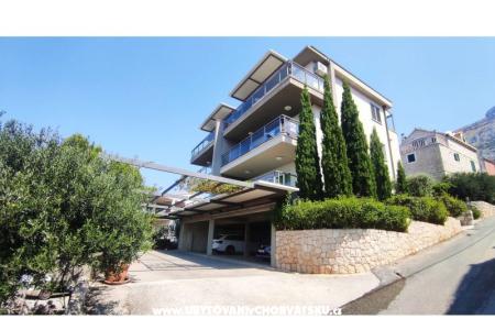 Apartments Božan Omis Croatia