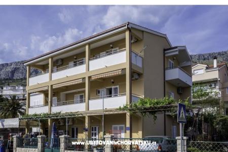 Apartments Jelenko Omis Croatia
