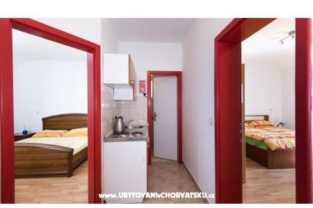 Apartments TOMIĆ photo 5