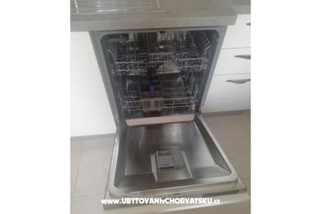 Apartments villa Jelena photo 3