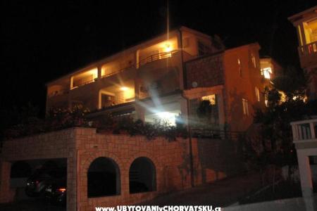 Pansion Radoslav Omiš Croatia