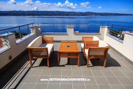 Nemira Sunny Apartments Omis Croatia