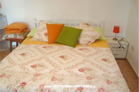 Studio apartman Dinka photo 3