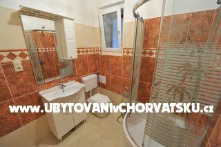 Villa Whitehouse photo 3