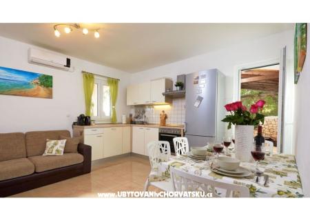 Vinkovi dvori photo 5