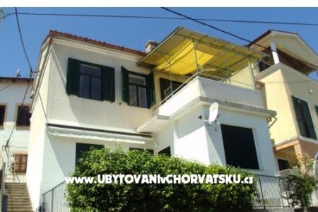 Apartments Kuzmanić photo 2