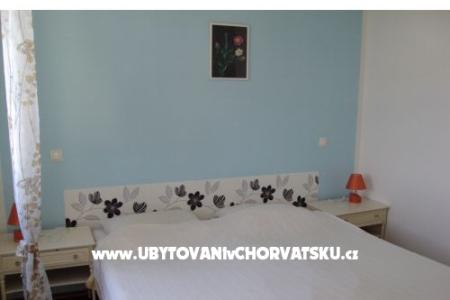 Apartments Kuzmanić photo 3