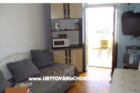 Apartments Kuzmanić photo 5