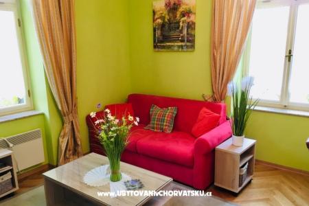 Studio Apartment photo 3
