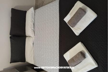 Apartments &amp; rooms Orebic photo 3