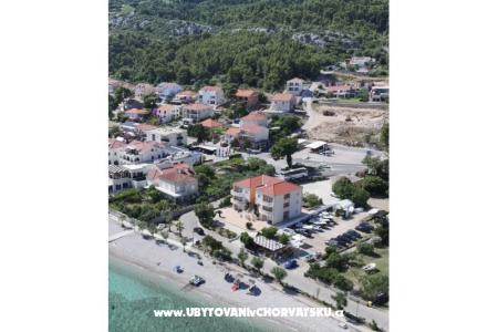 Villa Iva Apartments photo 4