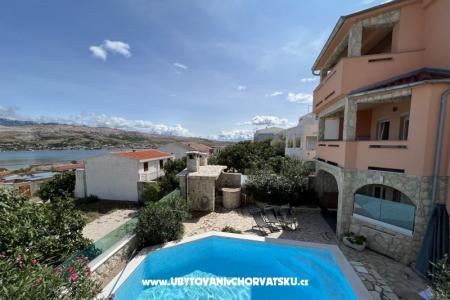 Ana apartments &amp; pool photo 2