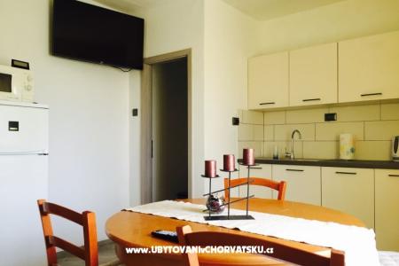 Apartment G photo 4
