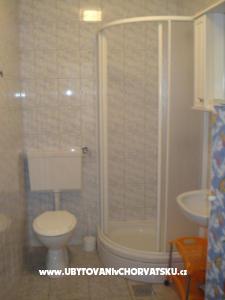 Apartment Povljana photo 5