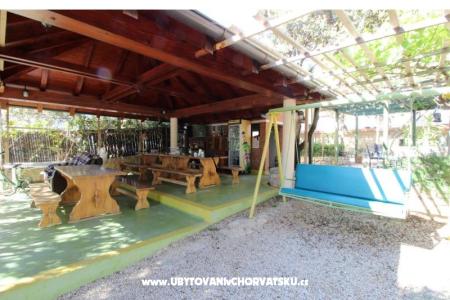 Apartments Karas Mandre photo 5