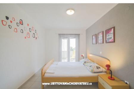Apartments Damir photo 4