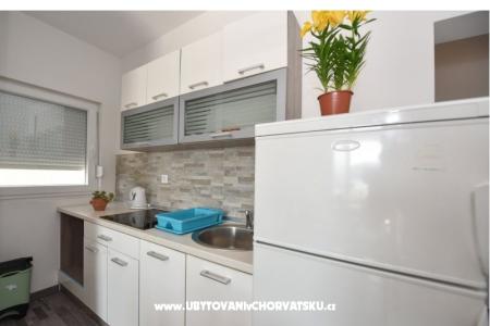 VAL Apartments St. Novalja photo 4