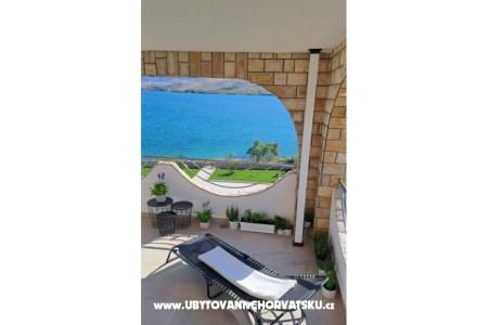 Pool apartments Pag photo 5