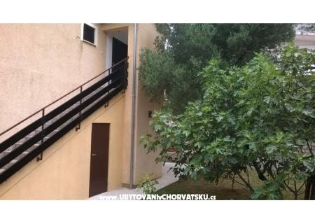 Apartments Luka &amp; Lea photo 4