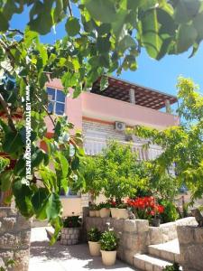 Apartments Tomic photo 2
