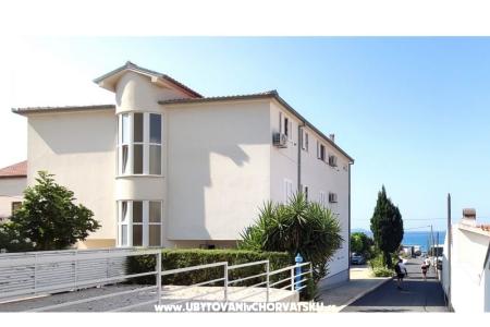 Apartments Jadranka Pakoštane Croatia