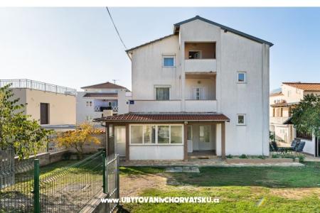 Apartments Danica photo 2