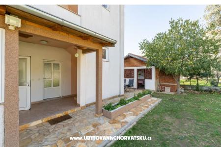 Apartments Danica photo 3