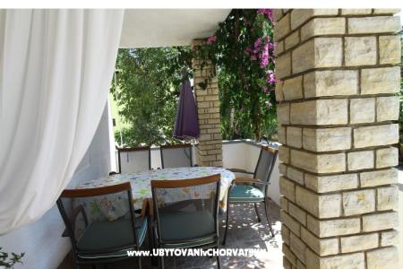 Apartments Pipi photo 3