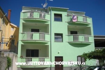 Apartments Timo i Irja Pakostane Croatia