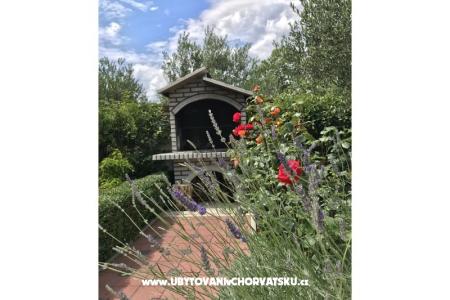 Apartments Tina Pakoštane photo 5