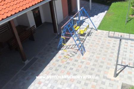 Apartments Leo photo 3