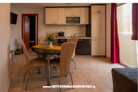 Pakoštane Apartments Di-Ana Pakostane Croatia