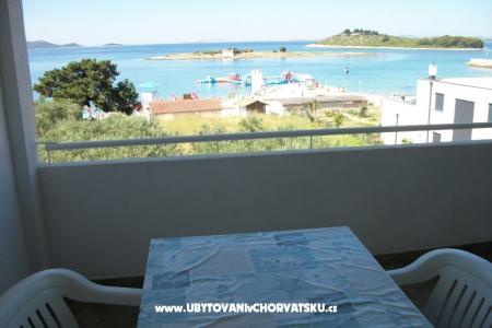 Apartments Sinjal Pakoštane Croatia