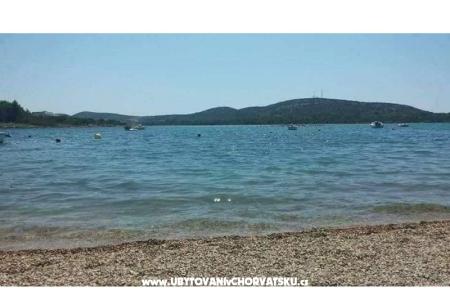 Apartments Antea i Magdalena Pirovac Croatia