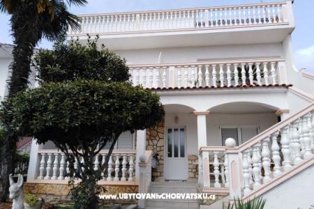 Apartments Čubrić photo 4