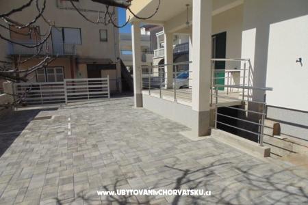 Apartments Four Seasons - Pirovac photo 4