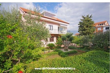Apartments Mejic Pirovac Croatia