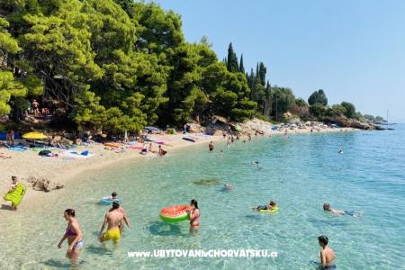 Villa Ana , one min walk to beach Pirovac Croatia