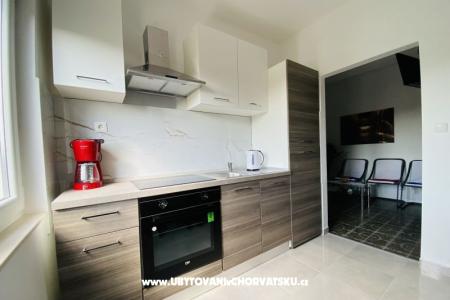 Villa Ana , one min walk to beach photo 5
