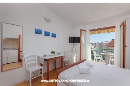 Apartments Erceg Podgora Croatia