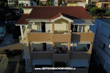 Apartments Mirjana Gnjec Podgora Croatia