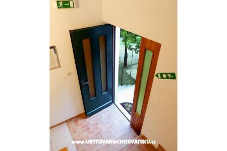 Apartments Villa  Jasminka photo 3