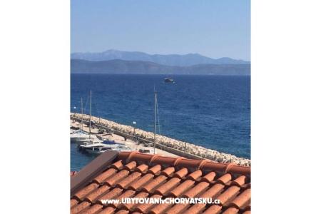 Apartments Mladenka photo 4