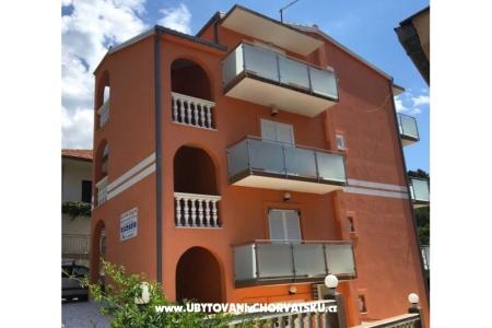 Apartments ORANGE Podgora Croatia
