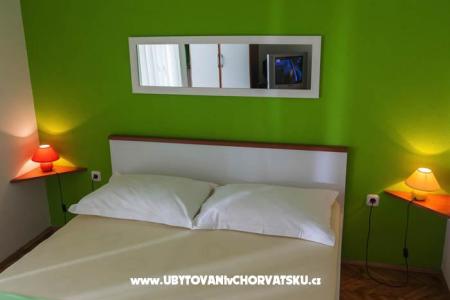 Apartments Niko Podgora photo 5