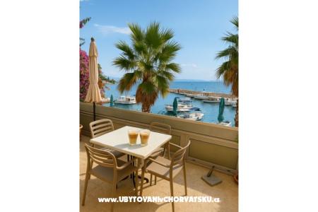 Pomalo Apartments By the Sea Podgora Croatia