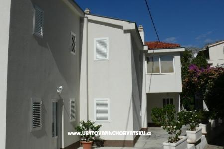 Villa Leona photo 2