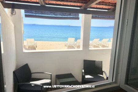 Apartment on the beach photo 4