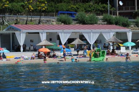 Apartments Marić Podstrana photo 3
