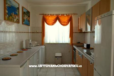 Apartments Renić photo 3
